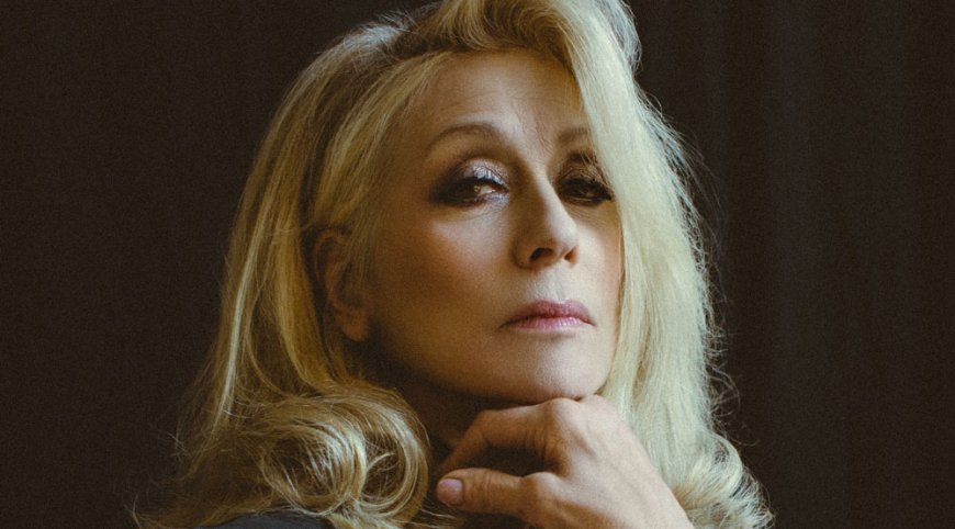 Judith Light on a ‘Who’s the Boss?’ Reboot, Working With Billy Crystal in the Spooky Apple TV+ Series ‘Before,’ and More