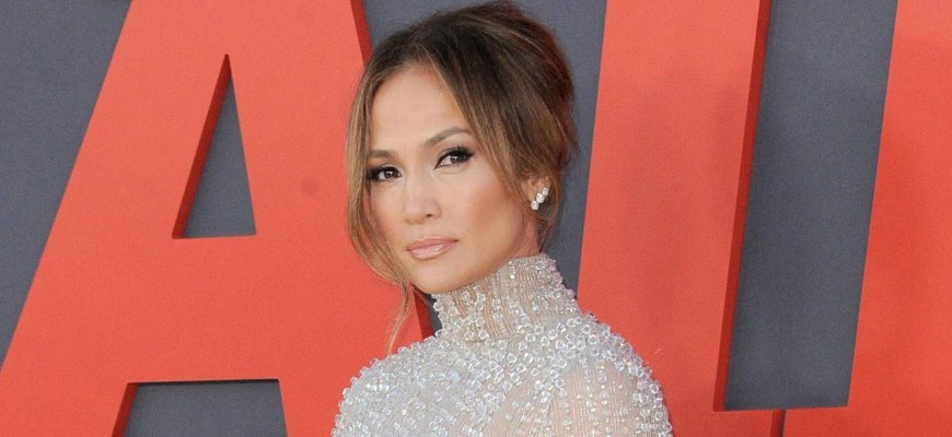 Jennifer Lopez Claims Cancelling Her Summer Tour Is 'The Best Thing I Have Ever Done' Amid Divorce