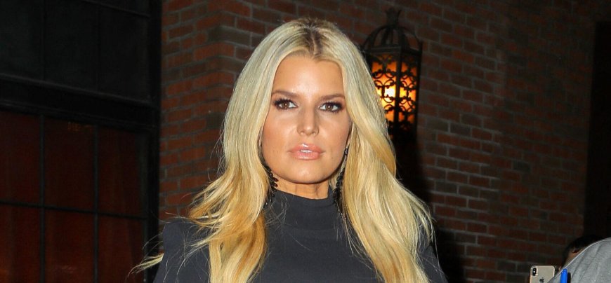 Fans Think Jessica Simpson's Instagram Post 'Screams' Divorce As The Rumor Intensifies