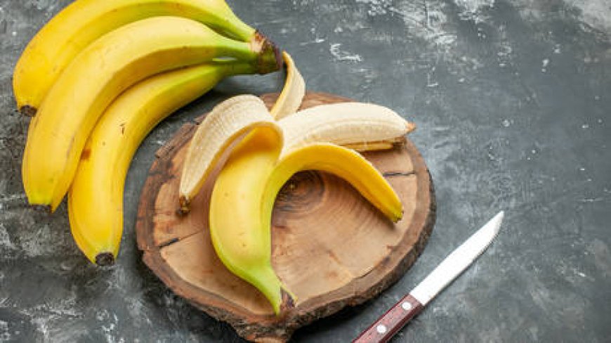 Swedish minister has crippling fear of bananas – media