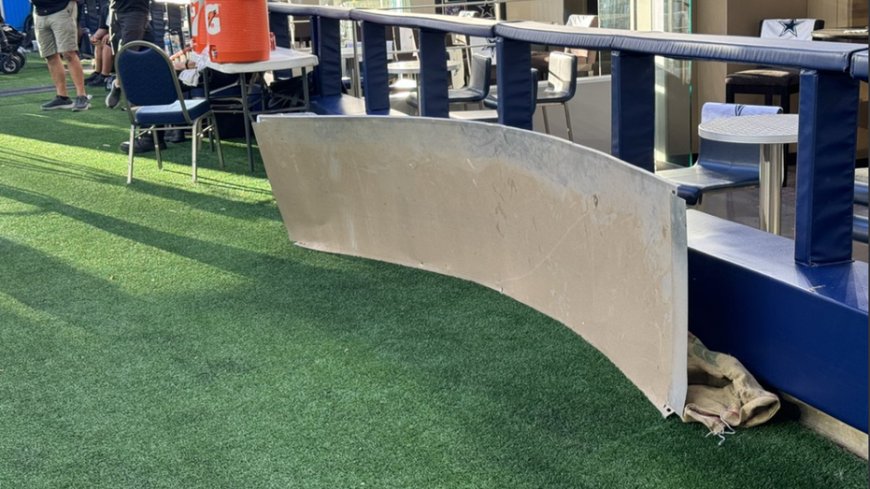 Large metal piece falls on AT&T Stadium field before Cowboys-Texans game