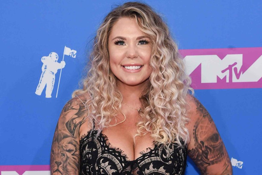 Why Kailyn Lowry Says She 'Doesn't Do Holidays' with Her 7 Kids: 'Happy to Send Them to Their Dads'