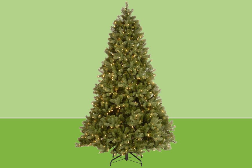 Even ‘Real Tree’ Fans Are Raving About This Artificial Christmas Tree That’s 54% Off at Amazon