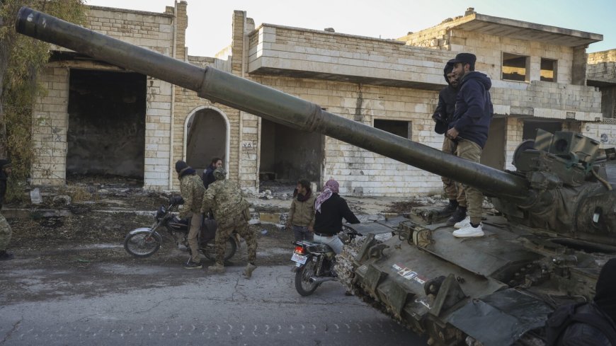 Syria launches counterattacks in an attempt to halt insurgents' surprise advance