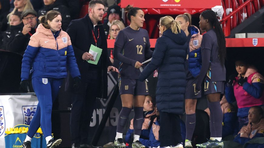 Bizarre admin gaffe sees Lucy Bronze barred from entering pitch as substitute