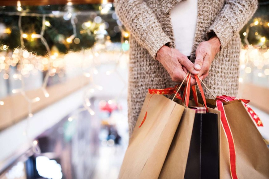 Holiday Shopping Hacks That Will Save You Money (or Just Make the Process More Fun!)