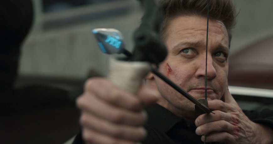 A newly surfaced Hawkeye deleted scene is a defining moment for the Marvel hero