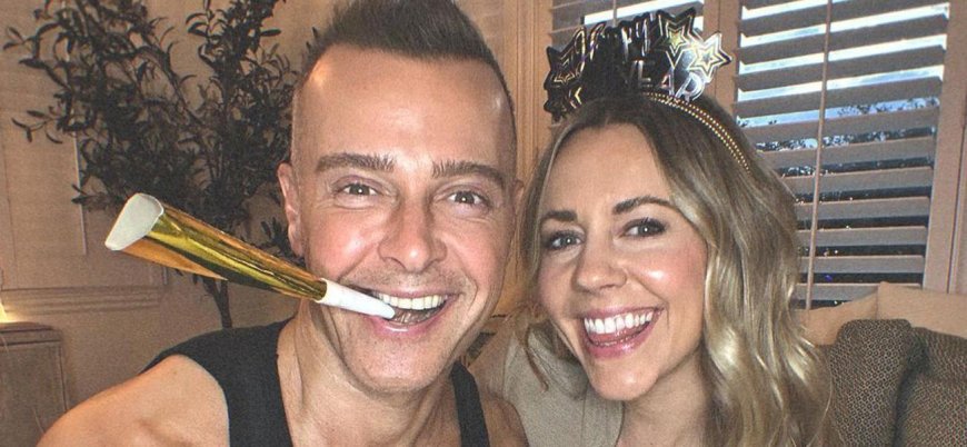 Joey Lawrence & Estranged Wife Leave Fans 'Confused' With Locked Lips Months After Divorce Filing