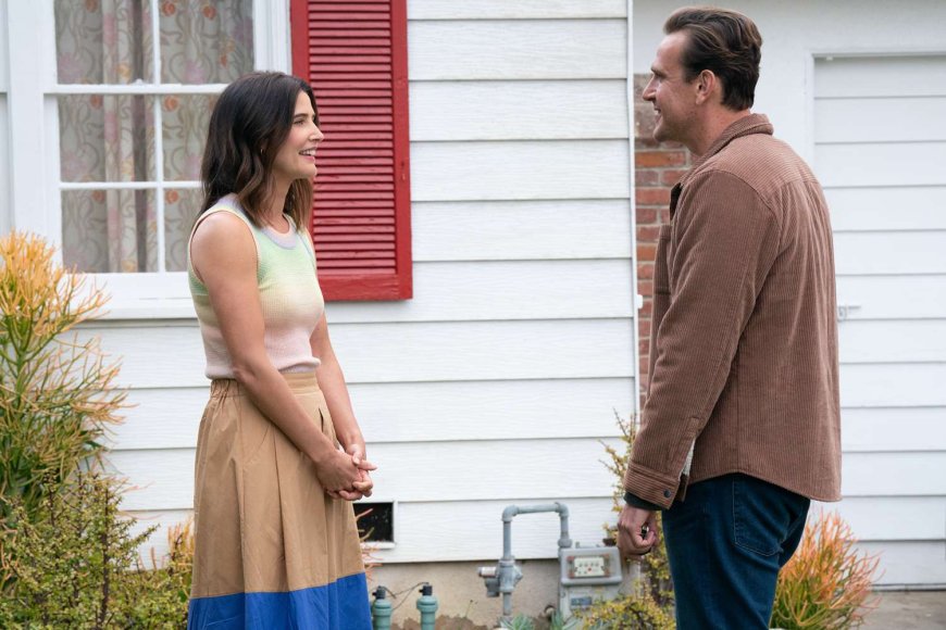 Jason Segel and Cobie Smulders Have a Legendary “How I Met Your Mother” Reunion on “Shrinking”: First Look! (Exclusive)