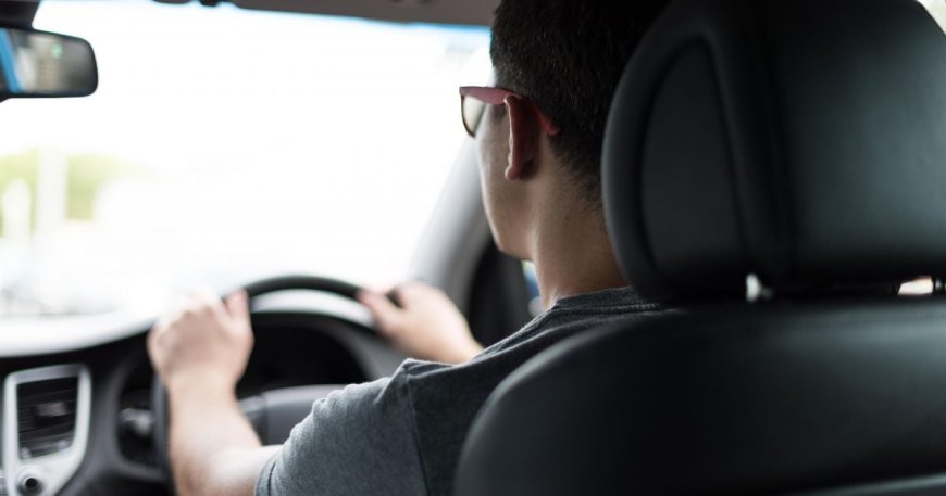 Overconfident men are a road safety risk, study finds