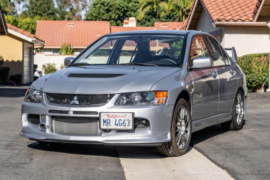 2006 Mitsubishi Lancer Evo with 461 miles sold for $161k on Bring a Trailer