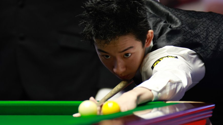 Shocking moment Chinese snooker star subjected to vile racist abuse during match