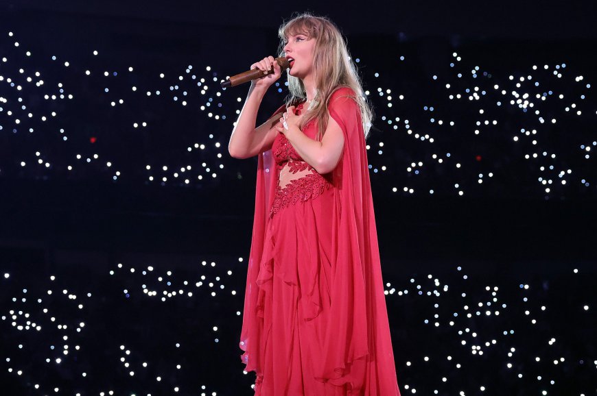 Taylor Swift Gives Touching Goodbye to 'Eras Tour' Using Her Own Lyrics