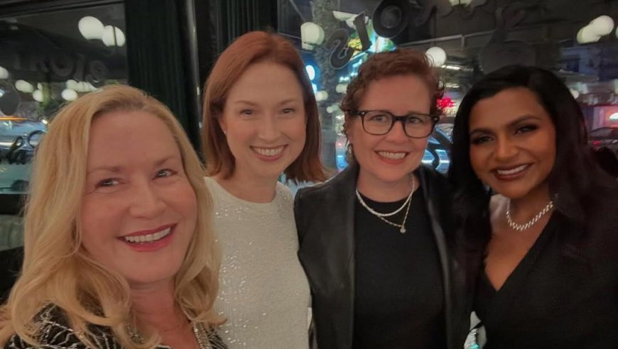 Mindy Kaling Reunites With 4 Ladies From ‘The Office’ For the Holidays