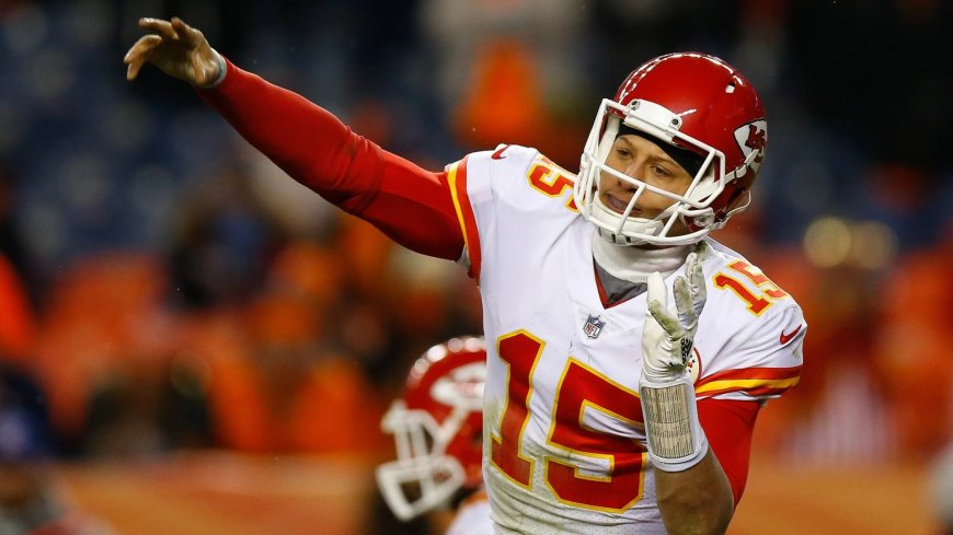 ‘No filter’ – Patrick Mahomes sat and watched before Andy Reid unleashed the Chiefs rookie who stunned Travis Kelce