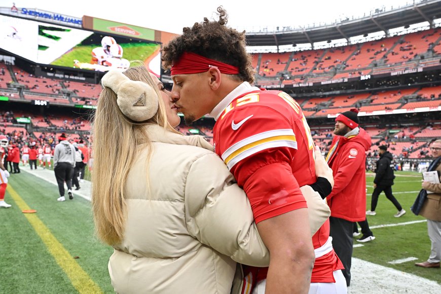 Pregnant Brittany Mahomes Is Cozy in Caramel for Patrick's Chiefs Away Game