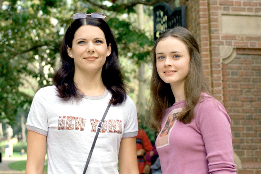 ‘Gilmore Girls’ Now Streaming on Hulu