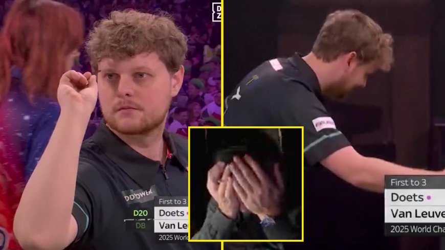 Viewers left stunned by ‘worst leg of darts in history’ at PDC World Championship