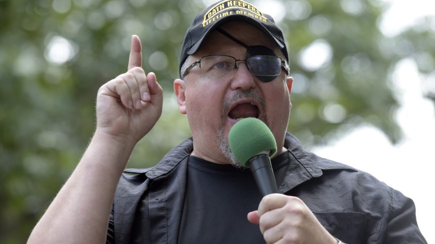 Judge: Pardoning Oath Keepers leader Stewart Rhodes for Capitol riot plot would be 'frightening'