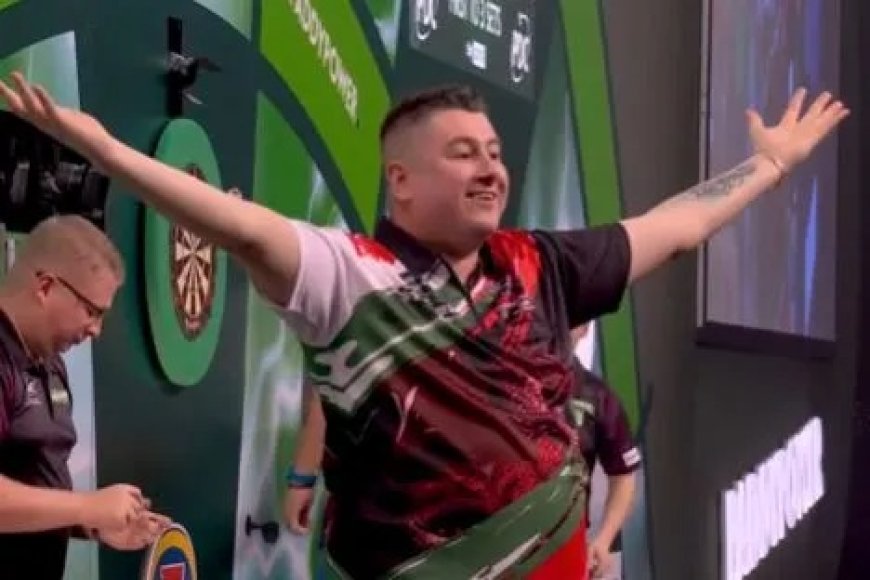 Ally Pally goes wild as darts player spectacularly closes out win with tournament first