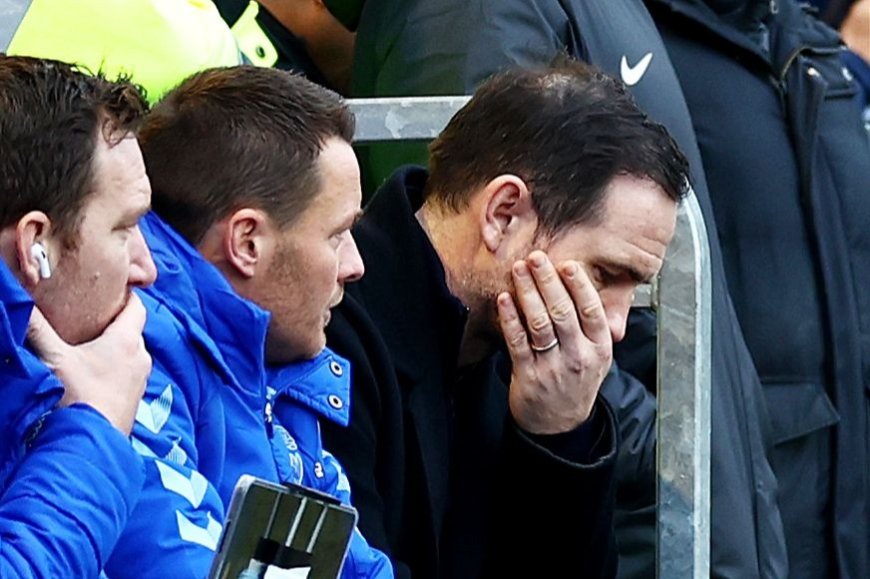 ‘Capitulation’ – Frank Lampard taunted by fans as Coventry thrashed by Portsmouth