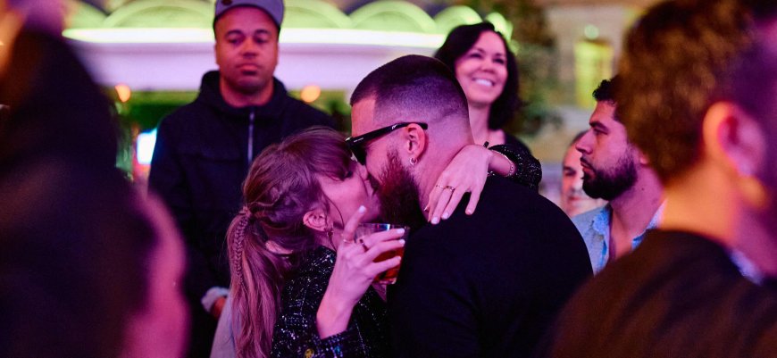 Taylor Swift Was Reportedly 'Blown Away' By Surprise Party Hosted By Boyfriend Travis Kelce