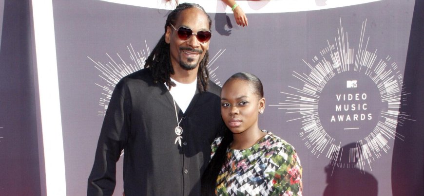 Snoop Dogg's Daughter Announces Unexpected, 'High Risk' Pregnancy