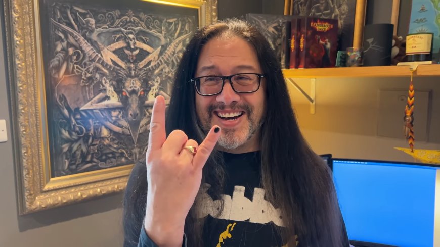 This year John Romero declared that 'gib' is pronounced like 'giblet' and it's the gif debate all over again