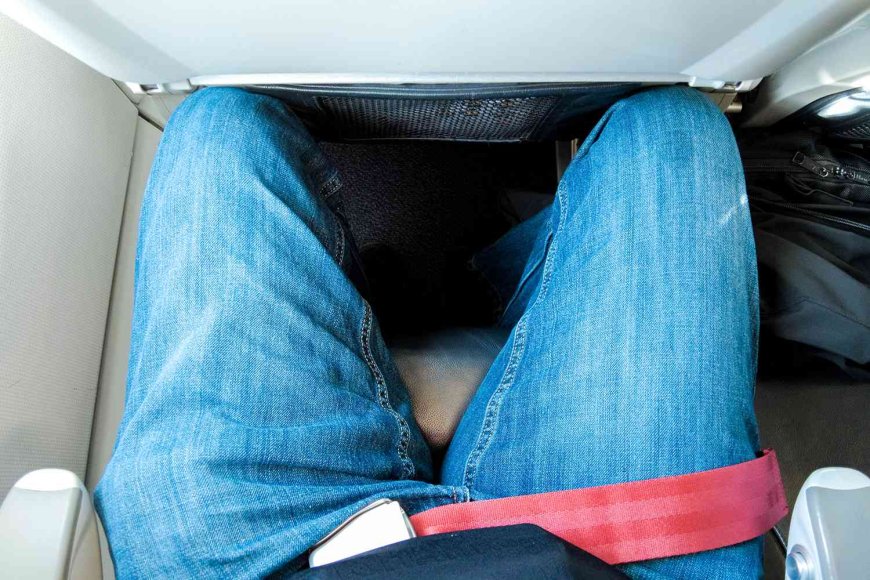 Plane Passenger Calls Out 6-Foot-5 Seatmate for ‘Constantly Shoving’ the Seat in Front of Him to Get Comfortable