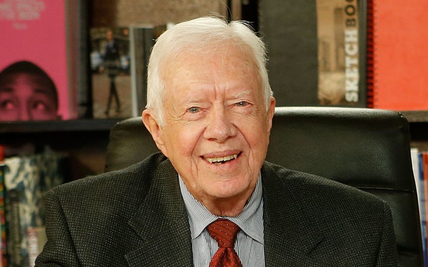 Jimmy Carter, Former U.S. President and Nobel Peace Prize Winner, Dies at 100