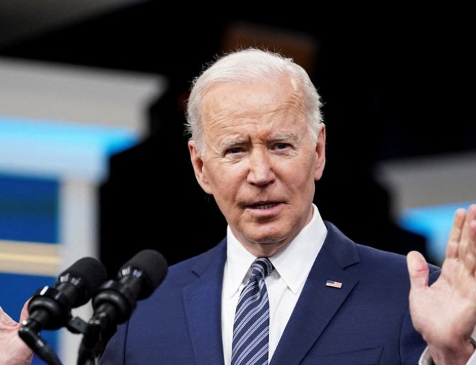 Biden maintains he will not enforce TikTok ban, plans to punt to Trump administration