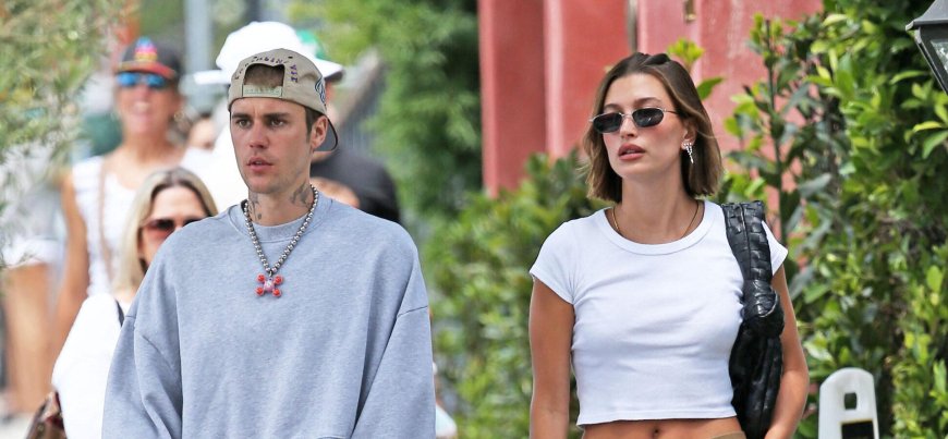 Hailey Bieber Posts Cryptic Message As Justin Bieber Divorce Rumors Swirl