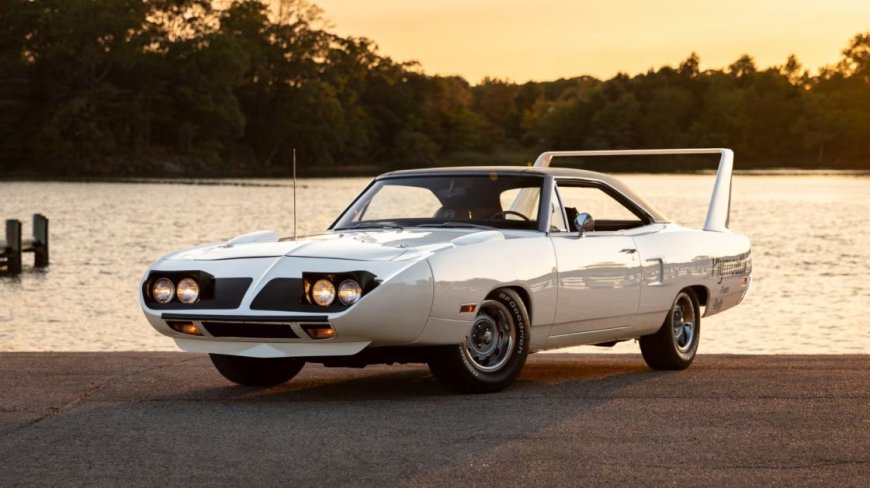 NASCAR Legend Richard Petty’s 1970 Plymouth Superbird Could Sell for $1,000,000