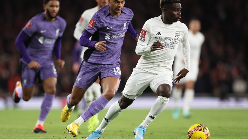 Why Arsenal are wearing all-white kit against Manchester United as Gunners drop traditional colours for good cause