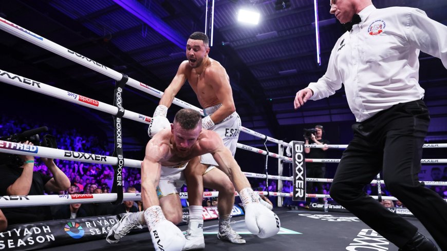 ‘Dreadful’ – Boxer seals emotional win by controversial stoppage an fans are furious