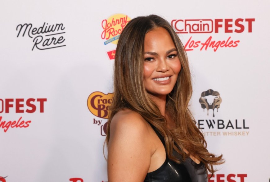 Chrissy Teigen Says Social Media Apps Should be 'Cut Off' Amid TikTok Drama