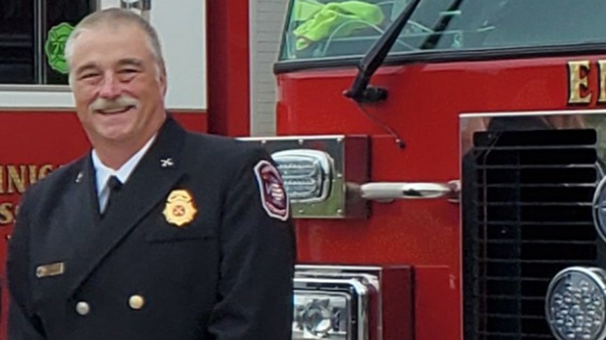 Georgia fire chief shot and killed in Alabama after stopping to help driver who struck deer: police