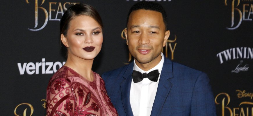 Chrissy Teigen Posts A Heartfelt Tribute After Devastating Loss