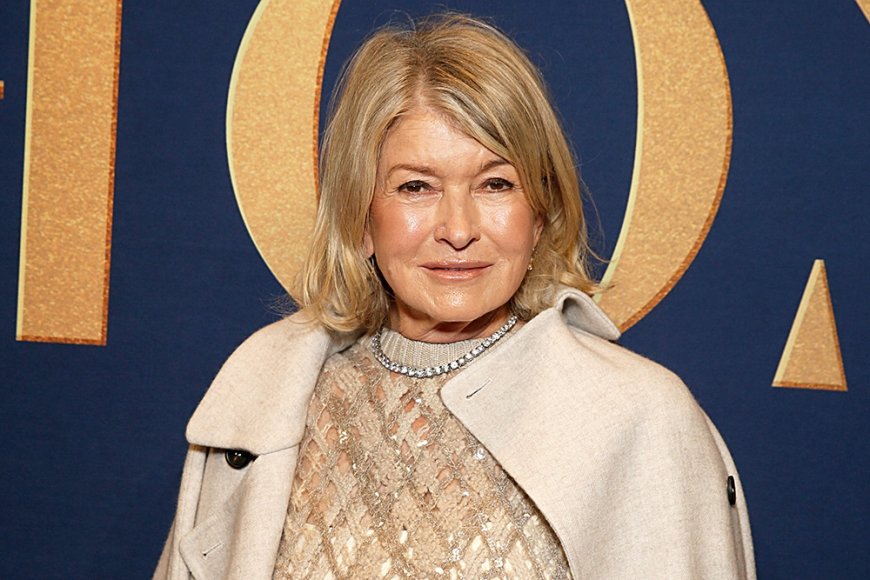 Martha Stewart Says She Was Asked to Host ‘SNL’ After Prison but Parole Officer Wouldn’t Let Her: ‘I’m So Pissed. Maybe Some Day’