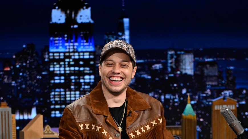 Pete Davidson Is Still (Mostly) Dressing Like Pete Davidson