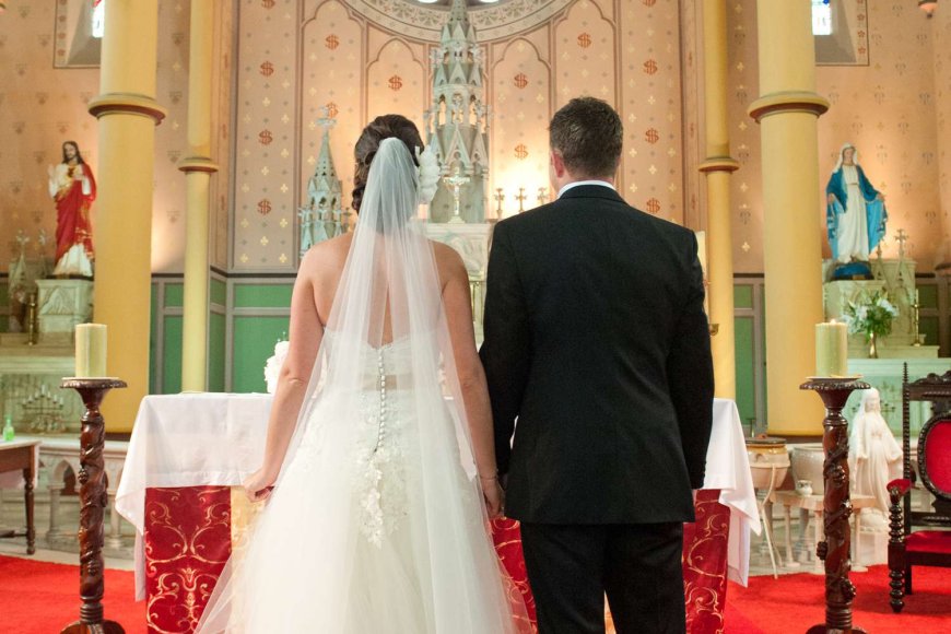 Bride’s Family Won’t Attend Ceremony Because It’s Not in a Catholic Church: ‘Ruined the Wedding’