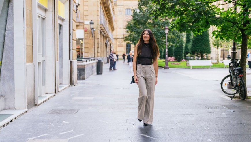 These Wrinkle-Free Trousers ‘Fit Like a Glove’ and Are as Comfy as Sweatpants