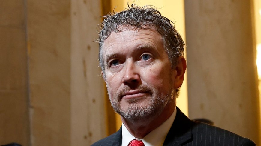 Massie says he's a 'NO' on Trump-endorsed government funding measure: 'Unless I get a lobotomy'